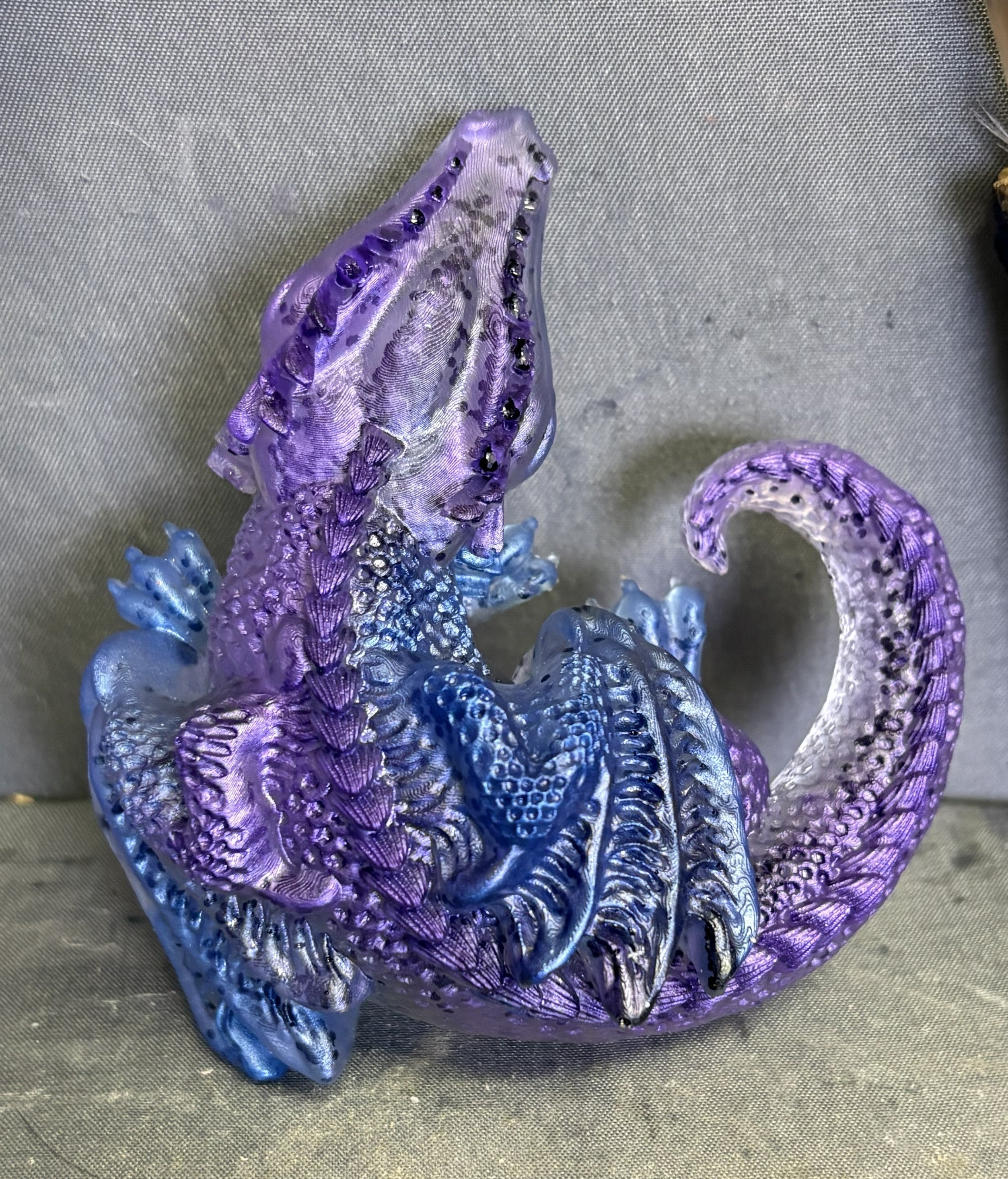 Decorative Resin Dragon Figurine Set – Set of 2 Fantasy Dragon Collectibles