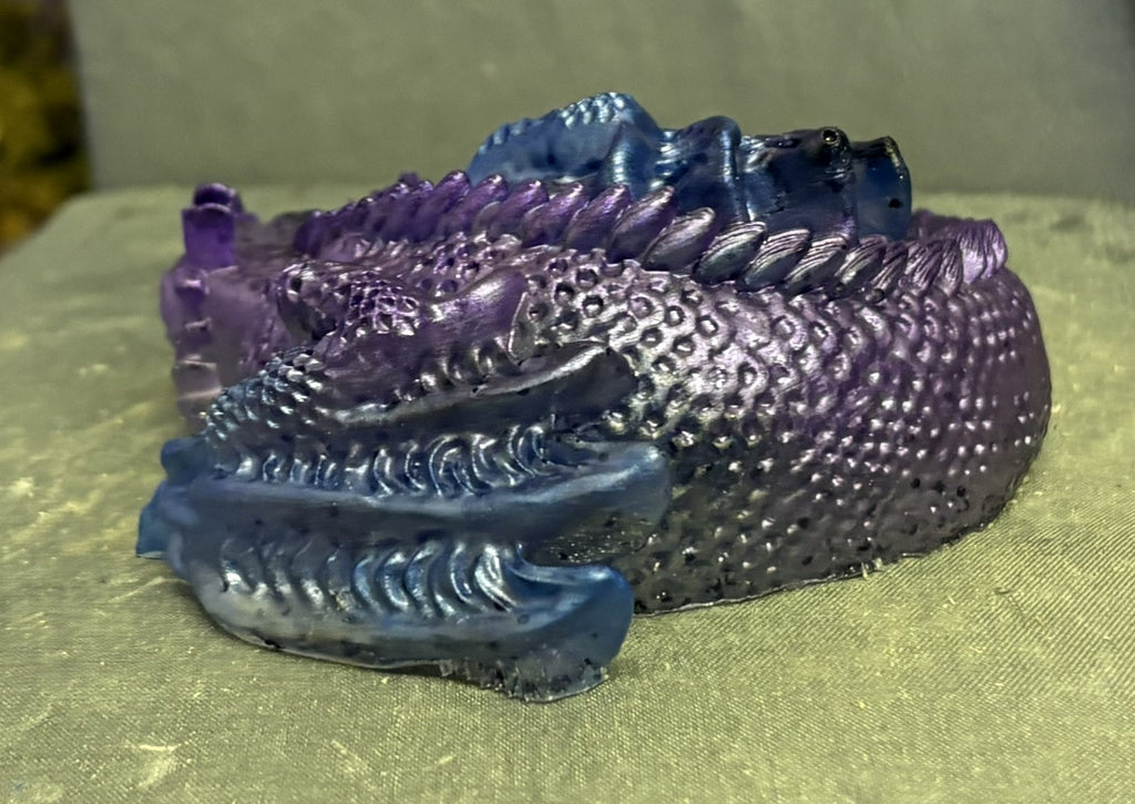 Decorative Resin Dragon Figurine Set – Set of 2 Fantasy Dragon Collectibles