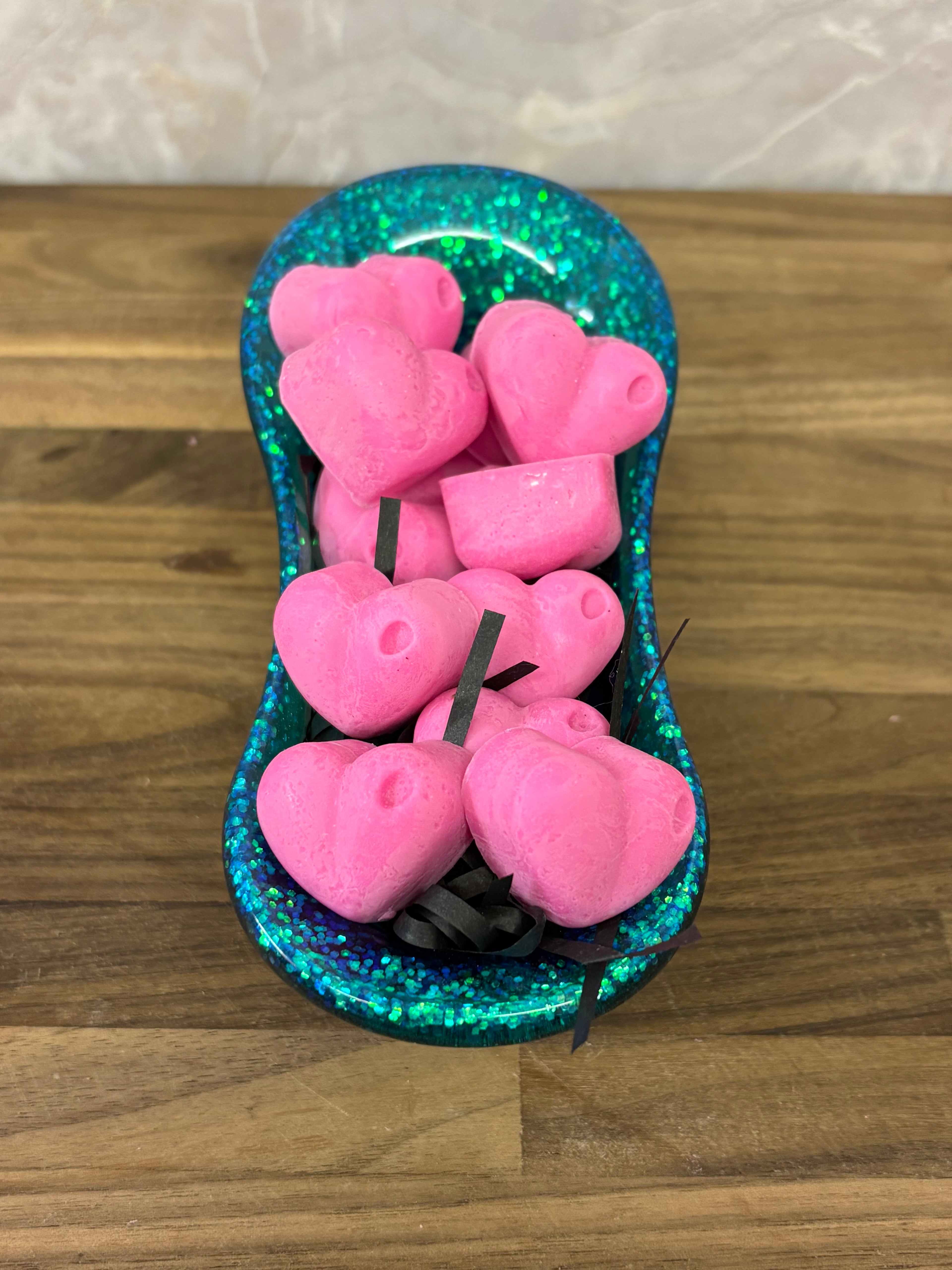 Mini Heart Soap Set with Vintage Clawfoot Bathtub Holder – Handmade Decorative Guest Soaps