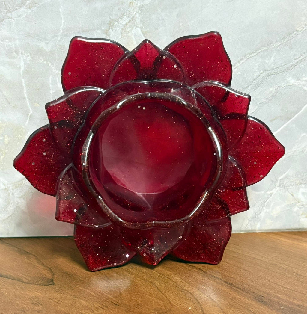 Handcrafted Resin Lotus Tealight Candle Holder – Elegant Floral Home Décor