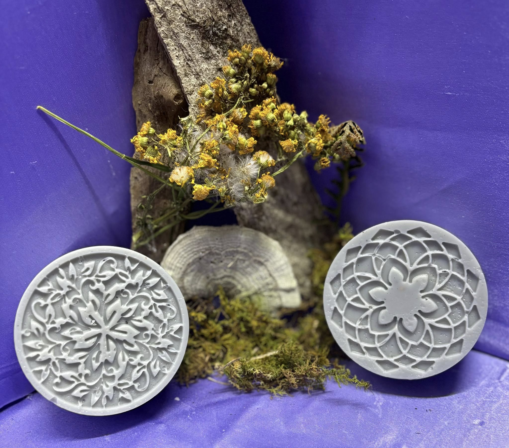 Blooming Garden Soap Bars – Handmade Round Floral Decorative Soaps Set of 4