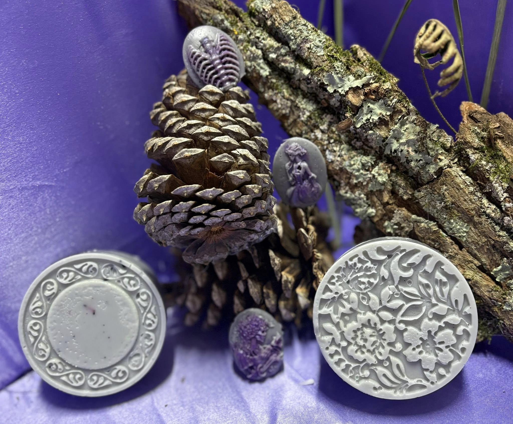 Blooming Garden Soap Bars – Handmade Round Floral Decorative Soaps Set of 4