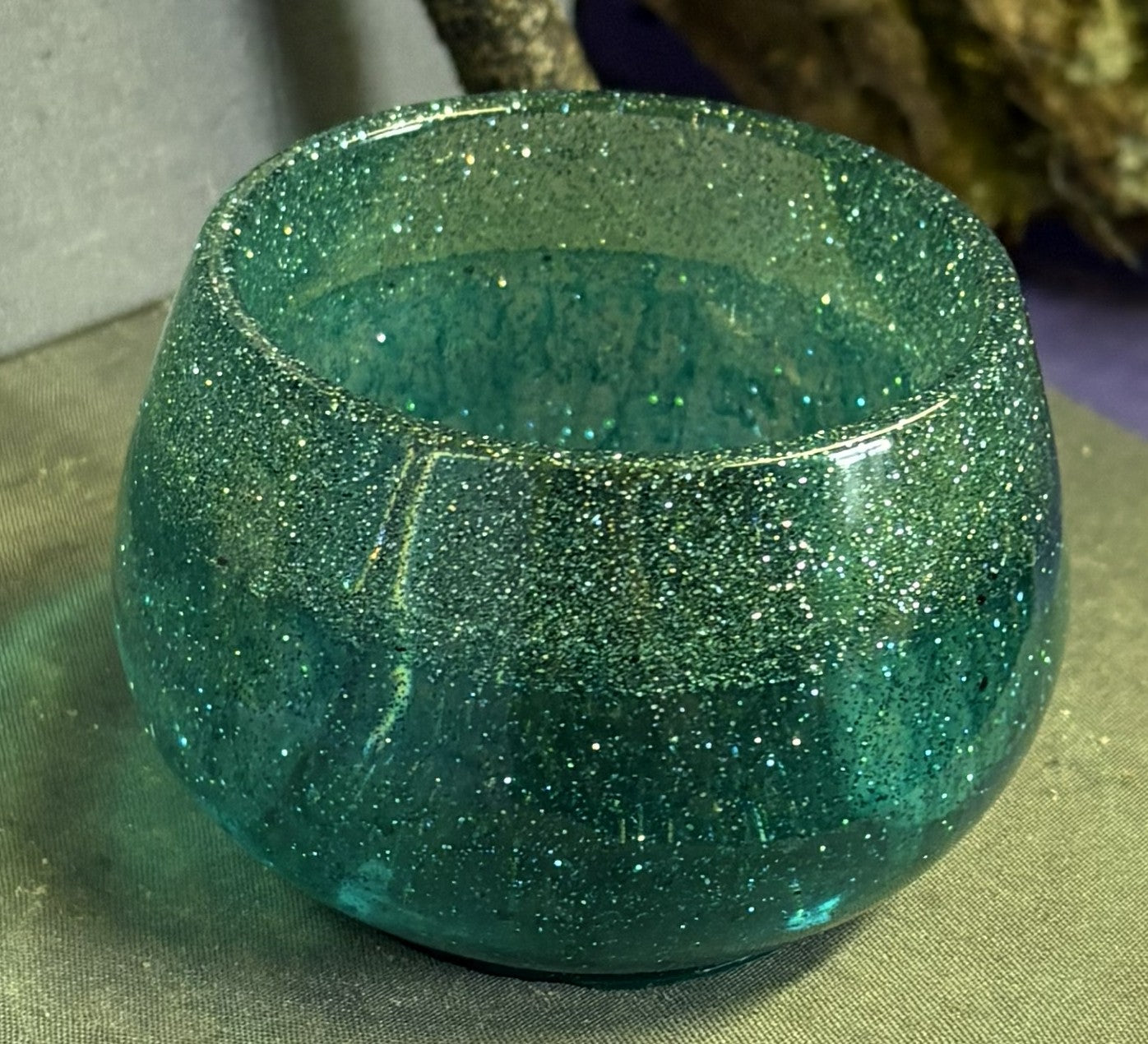 Handcrafted Resin Trinket Bowl – Decorative Catchall Dish for Jewelry, Keys & Keepsakes